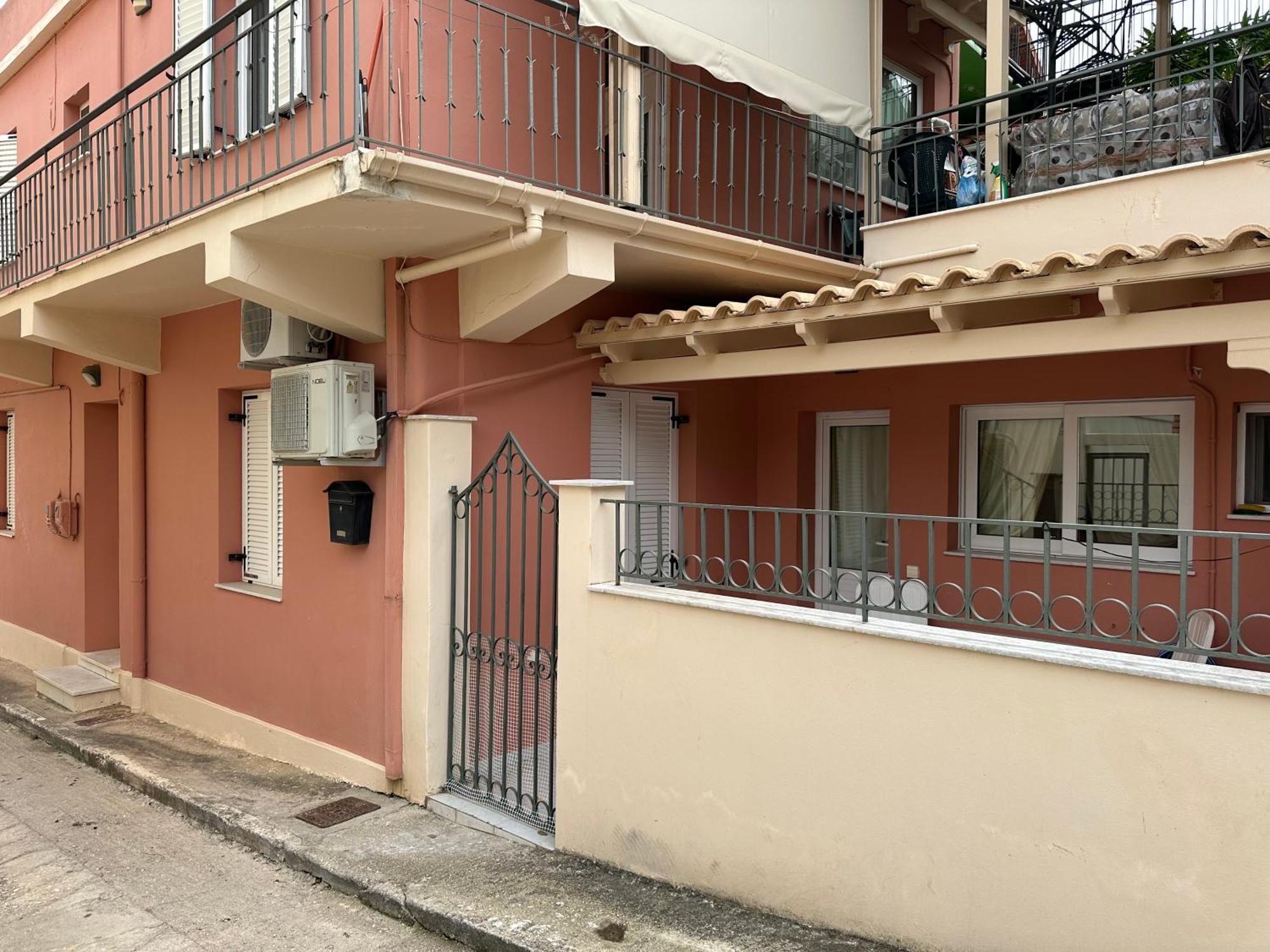 άνετο σπίτι στο * Argostoli (Kefalonia)